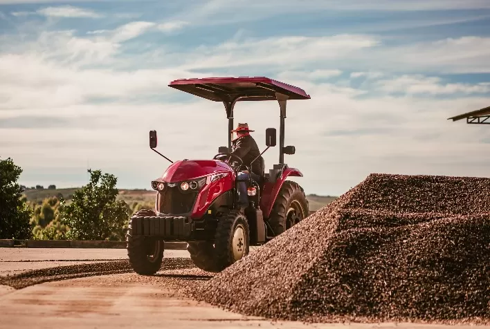 YANMAR leva soluções inovadoras para produção de café e vinho na TurisAgro 2025 em Espírito Santo do Pinhal