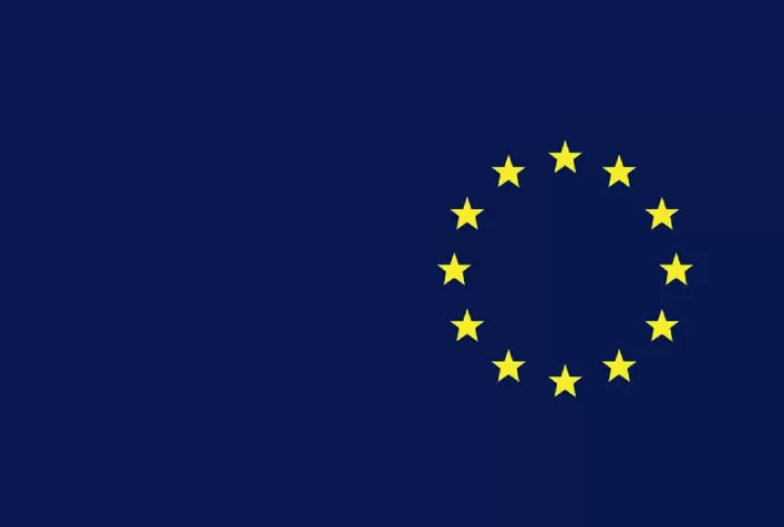 União Europeia aprova 18º pacote de sanções contra a Rússia e aperta cerco sobre exportações de petróleo