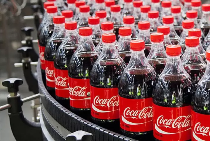 Mudança na fórmula da Coca-Cola nos EUA pode elevar demanda por açúcar em 1,4 milhão de toneladas, aponta empresa de IA