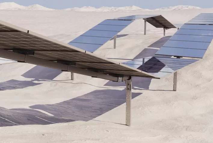 Tracker solar para terrenos irregulares é lançado no Brasil com promessa de reduzir custos e impactos ambientais
