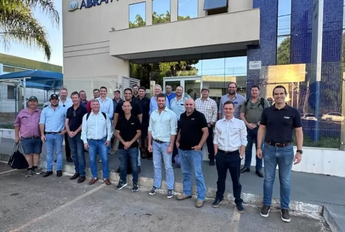 Produtores australianos visitam Brasil para conhecer tecnologia e rastreabilidade do algodão