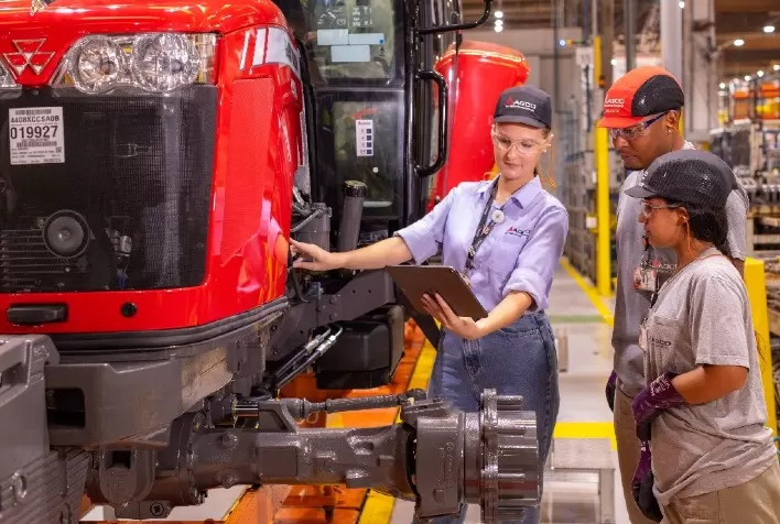 Liderança feminina ganha espaço na indústria de máquinas agrícolas