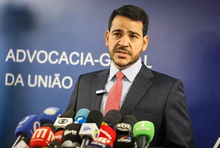 EUA revogam vistos de autoridades brasileiras em meio a tensões diplomáticas; Lula leva defesa da soberania à ONU