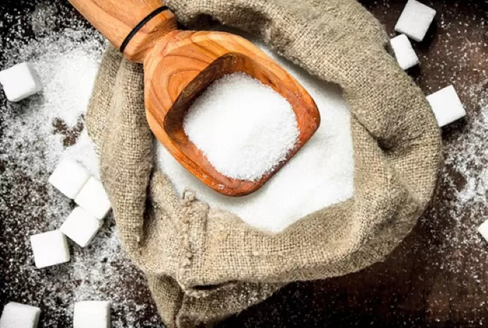 Superávit global pressiona o açúcar, mas custos de produção podem limitar quedas mais acentuadas