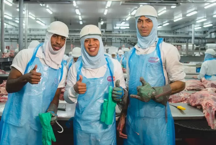 Plena Alimentos cria 50 novas vagas em Porangatu (GO) e inicia exportação internacional de carne
