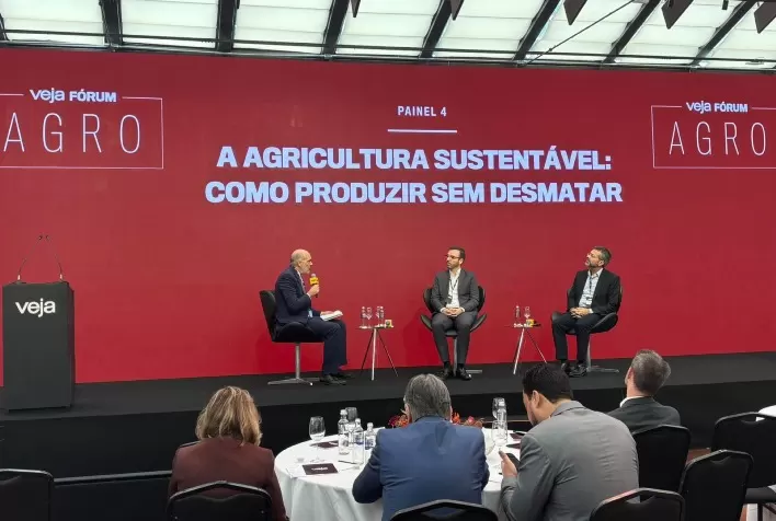 Recuperação de pastagens e sistemas integrados impulsionam o futuro sustentável da pecuária brasileira, aponta líder da JBS