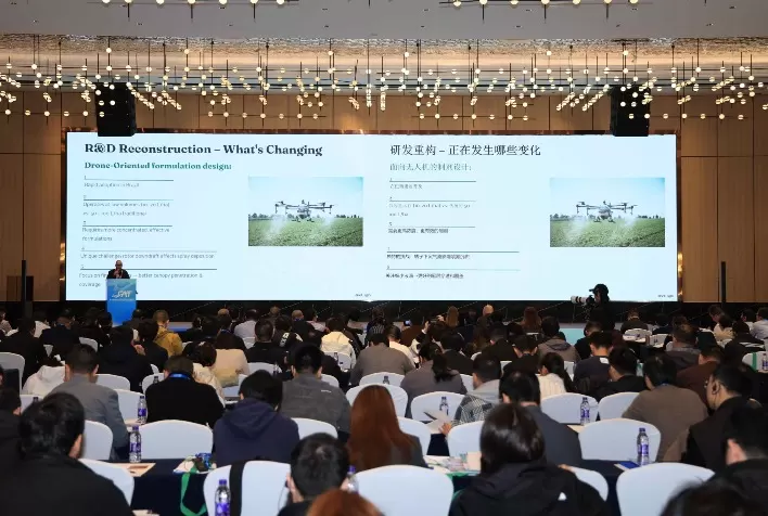 Empresa brasileira se destaca em congresso global sobre tecnologia de agroquímicos na China