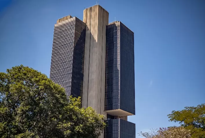 CNI critica manutenção da Selic em 15% e aponta sinais de desaceleração econômica