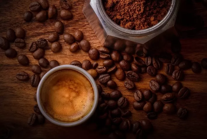 Café tem alta expressiva nas bolsas internacionais com suporte cambial e oferta limitada