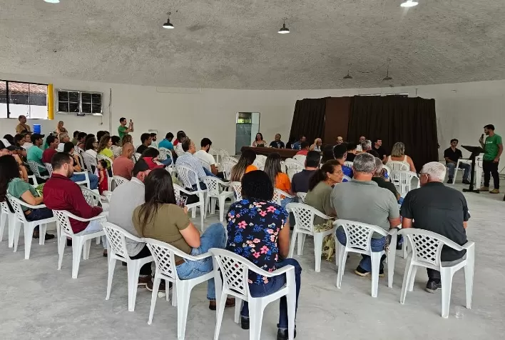 Piscicultores de Carangola e Região Criam Associação para Fortalecer Produção e Mercado de Peixes Ornamentais