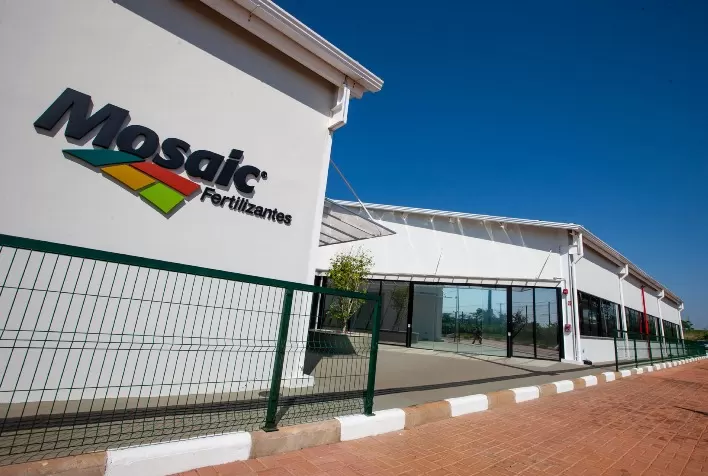 Mosaic eleva padrão de transparência e inovação ao incluir solubilidade do fósforo em blends de fertilizantes