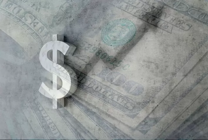 Mercado financeiro reduz projeções para dólar em 2026 e inflação em 2027, aponta Focus