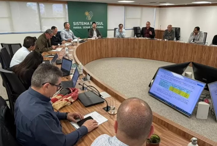Conseleite cobra ação do governo contra avanço das importações de lácteos e alerta para crise no setor leiteiro
