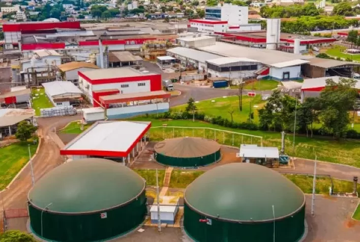 Frimesa supera meta de energia renovável cinco anos antes do previsto e alcança 96,4% de matriz limpa