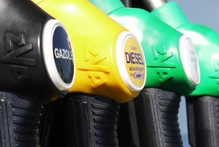 Preços do diesel, gasolina e etanol caem nos postos em junho; etanol lidera recuo, aponta Ticket Log