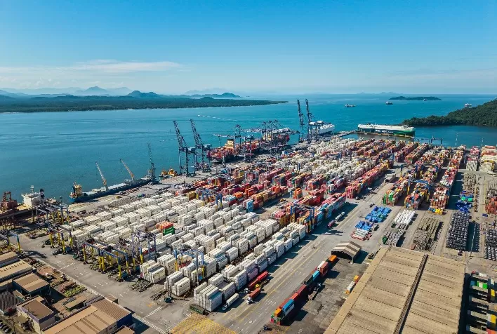TCP registra alta e movimenta 690 mil TEUs no acumulado de 2026 em Paranaguá