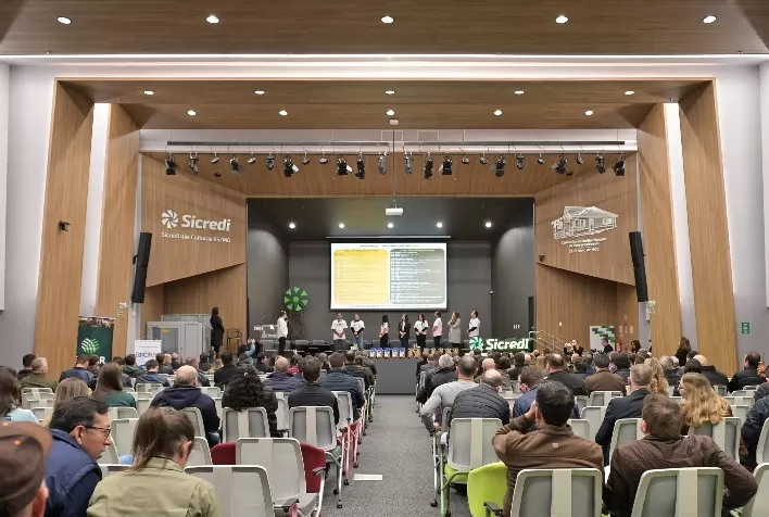 Milk Summit Mercosul 2026 abre inscrições e confirma programação focada no futuro da cadeia do leite