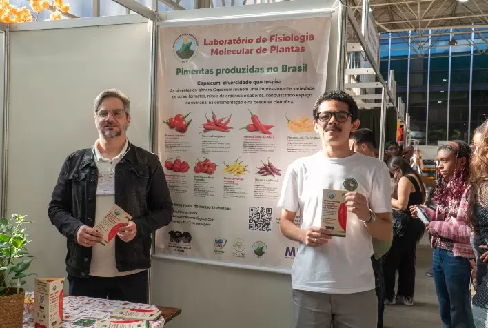Semana do Fazendeiro destaca pesquisas da UFV que aceleram o melhoramento genético de pimentas e fortalecem a agricultura sustentável em Minas Gerais