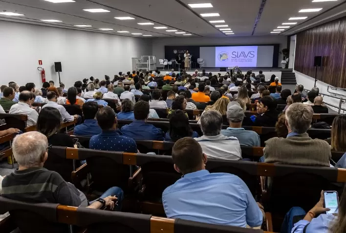 SIAVS 2026 reúne especialistas para debater sanidade, inovação e o futuro da proteína animal no Brasil