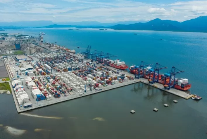 TCP supera marca de 1 milhão de TEUs em 2026 e reforça liderança logística do Porto de Paranaguá