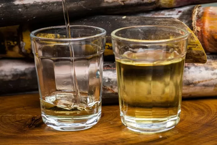 Festival da Cachaça de Ribeirão Preto oferece cursos gratuitos sobre produção artesanal e registro no Mapa