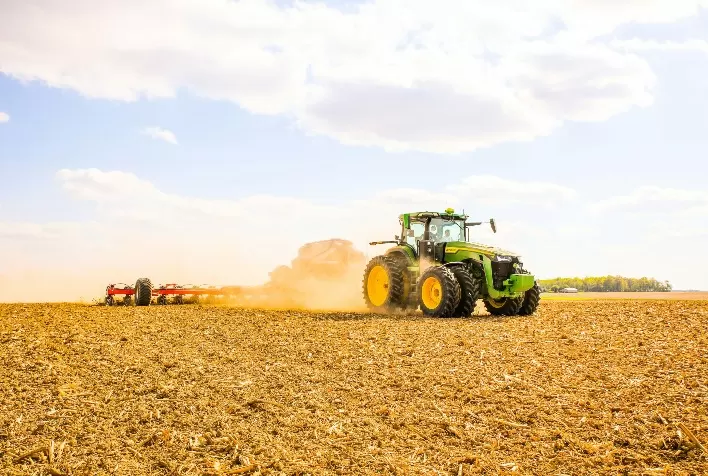 Manutenção preventiva de máquinas agrícolas reduz risco de paradas durante a safra