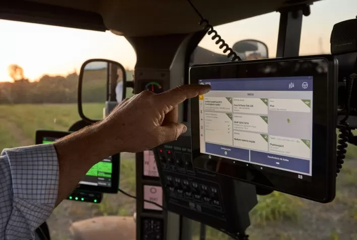 GPS agrícola com precisão de 2,5 centímetros impulsiona automação e agricultura de precisão no campo