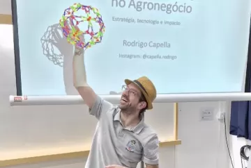 Capa da entrevista: Como o marketing e a reputação conectam as empresas ao produtor rural?