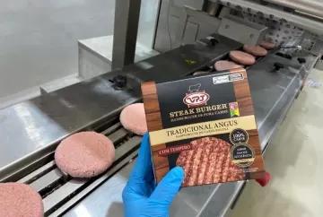 Mercado de hambúrguer premium impulsiona carne Angus certificada e gera mais valor para a pecuária brasileira