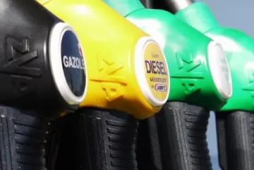 Preços do diesel, gasolina e etanol caem nos postos em junho; etanol lidera recuo, aponta Ticket Log