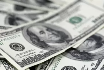 Dólar sobe e mercado entra em compasso de espera para decisões de juros no Brasil e nos EUA