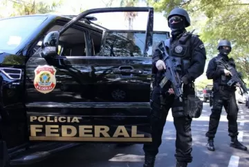 Líder do Governo Lula no Senado é alvo de operação da Polícia Federal em investigação sobre o Banco Master