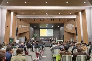 Milk Summit Mercosul 2026 abre inscrições e confirma programação focada no futuro da cadeia do leite