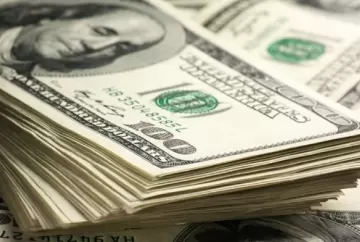 Dólar recua e Ibovespa oscila com tensão entre EUA e Irã; mercado acompanha petróleo, juros e cenário global