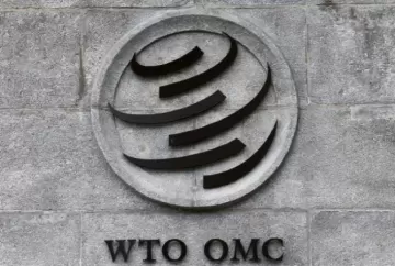 Brasil aciona OMC contra novas tarifas dos EUA e amplia pressão nas negociações comerciais internacionais
