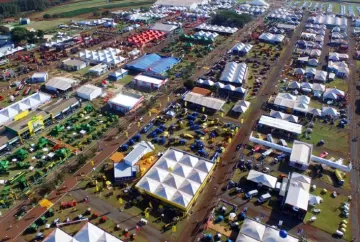 Feiras do agronegócio transformam experiência do produtor e impulsionam bilhões em negócios com foco em inovação