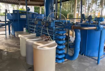 Indústria de laticínios em Goiás transforma 1 milhão de litros de água de reuso por dia em produtividade no campo