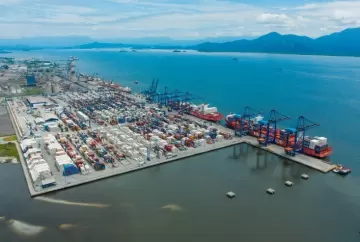 TCP supera marca de 1 milhão de TEUs em 2026 e reforça liderança logística do Porto de Paranaguá
