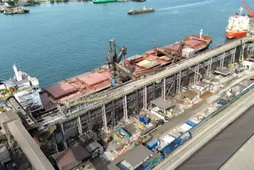CLI amplia em até 30% embarque de grãos com novo shiploader no Porto de Santos