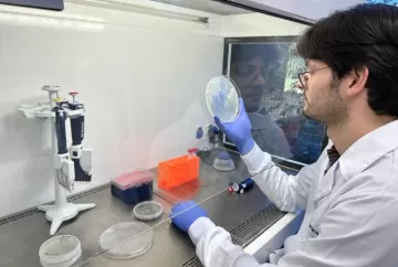 Symbiomics e Valeouro firmam parceria para desenvolver bioinsumos com edição genômica