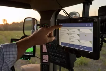 GPS agrícola com precisão de 2,5 centímetros impulsiona automação e agricultura de precisão no campo