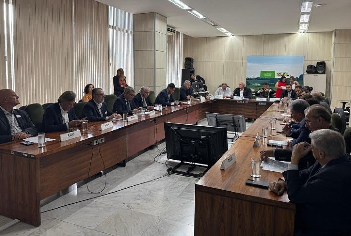 Impactos do Acordo Mercosul-União Europeia para o Setor Lácteo são debatidos pela CNA