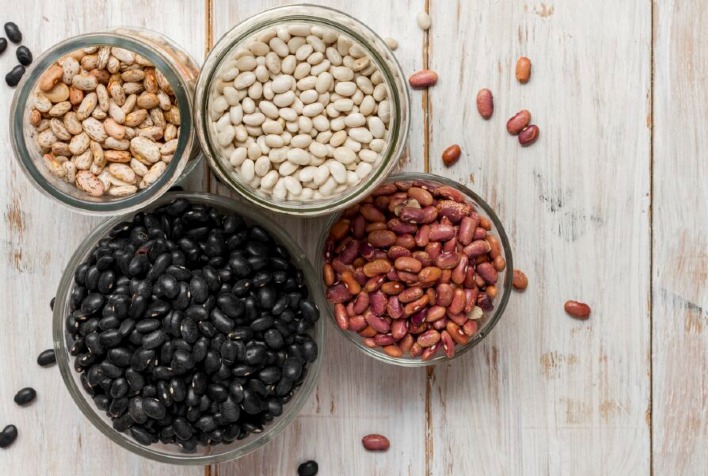 Mercado do feijão segue travado com baixa liquidez, estoques elevados e demanda seletiva