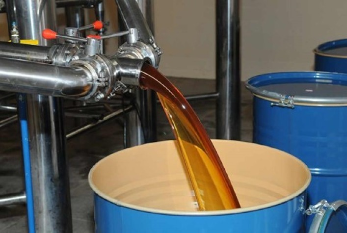 Nova tarifa dos EUA gera incertezas nas exportações brasileiras de mel, com impacto no Paraná