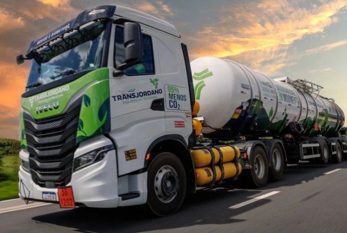 BNDES aprova R$ 140 milhões para corredor verde com caminhões a biometano em São Paulo