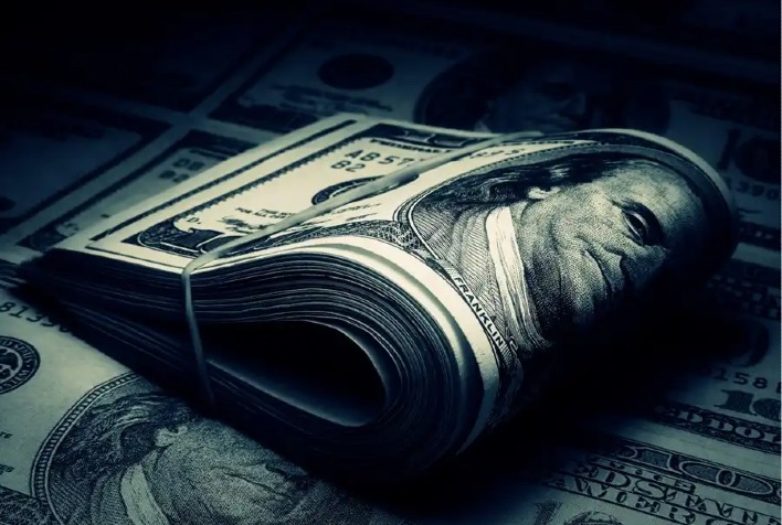 Dólar hoje sobe para perto de R$ 5,22 com tensão no Oriente Médio e petróleo acima de US$ 90
