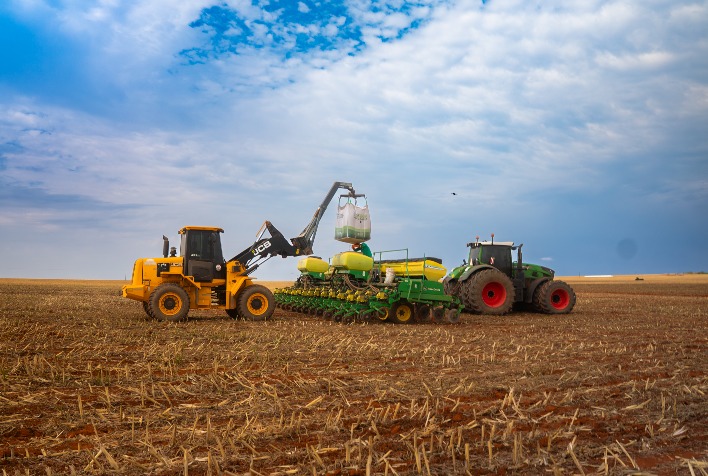 Plantio de soja 2026/27 avança rápido em Mato Grosso e no Brasil
